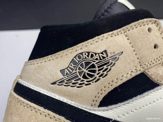 -800 Mid 1 'Barely Jordan BQ6472 Air Orange' 0705